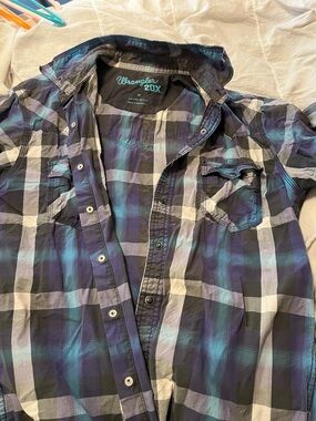 Wrangler snap button shirt